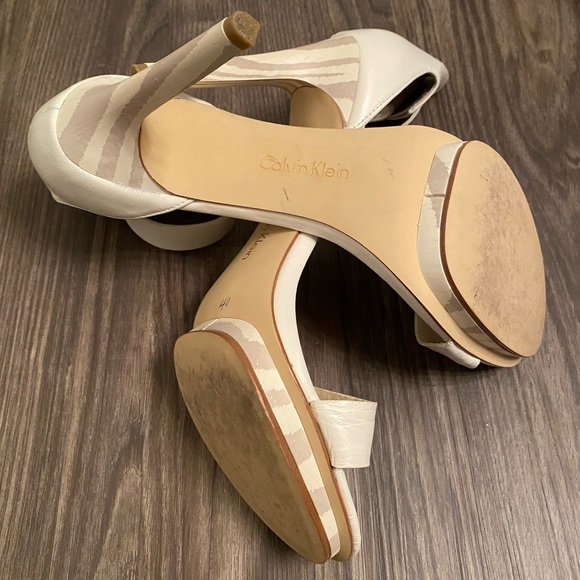 Calvin Klein Vivian heels 9.5 - Picture 7 of 8